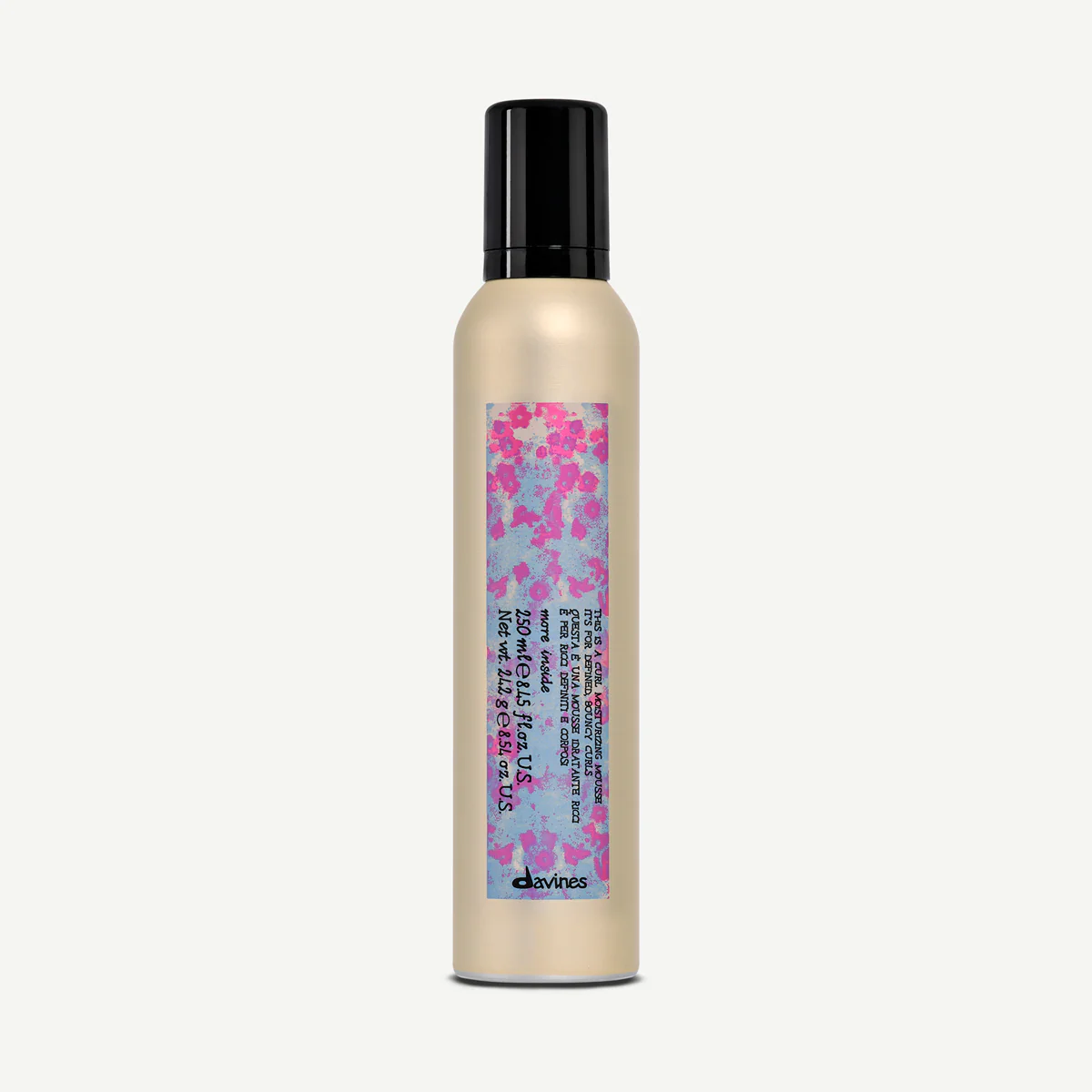 Davines More Inside This Is A Curl Moisturizing Mousse për flokë kaçurrelë ose me onde që kërkojnë formë, volum dhe elasticitet dhe rutinë të synuar sipas tipit të flokut ose skalpit