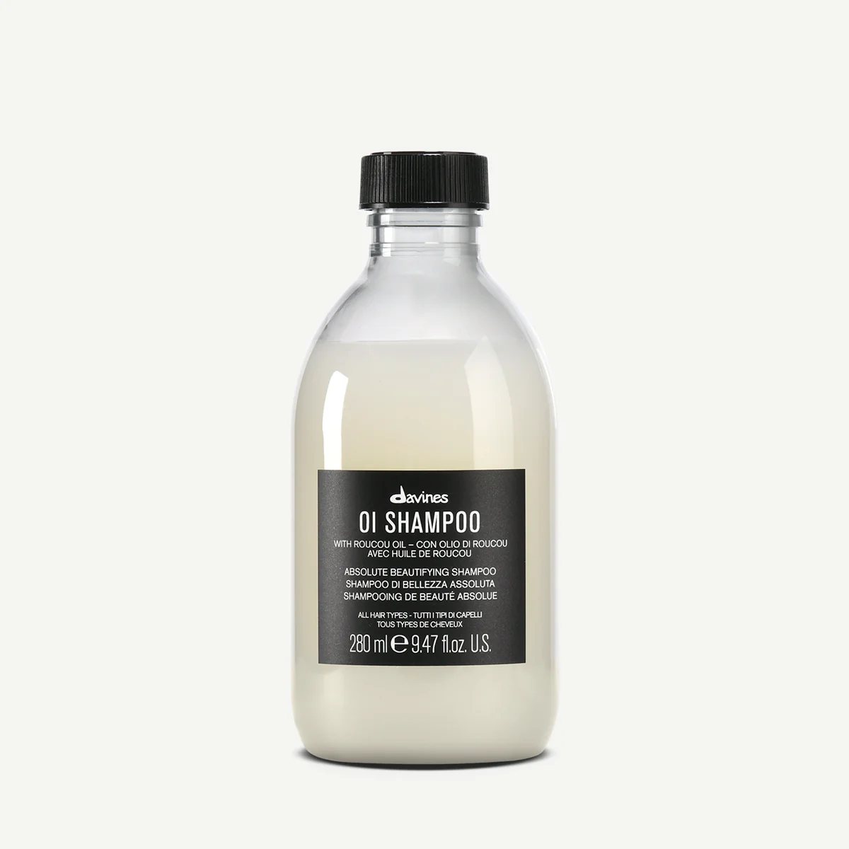 Davines OI Shampoo në paketimin origjinal Davines për kujdes profesional të flokëve