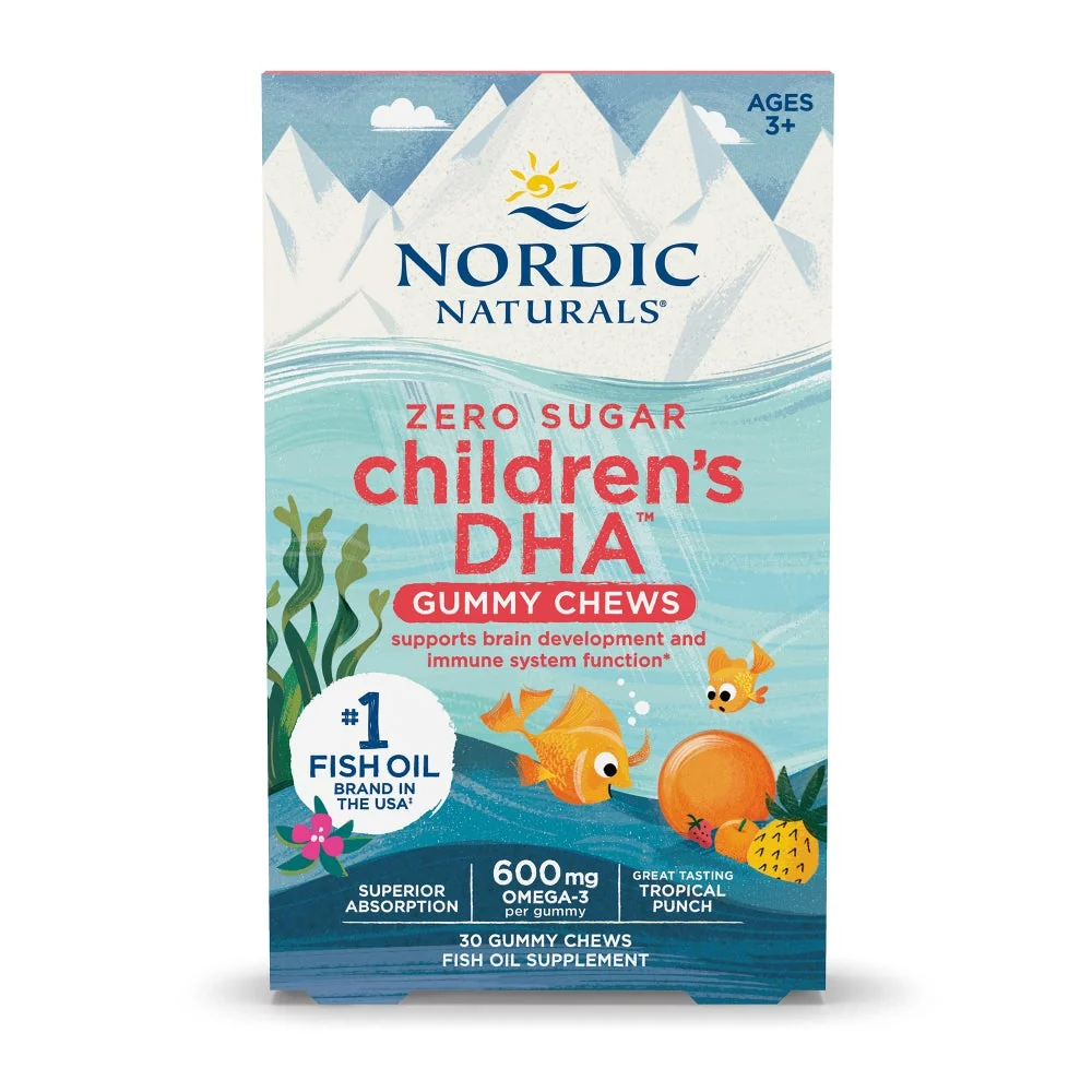 Nordic Naturals Children’s DHA Gummies paraqitet në kuti me 30 gummy pa sheqer, me 600 mg omega-3 për gummy, për fëmijë nga 3 vjeç.