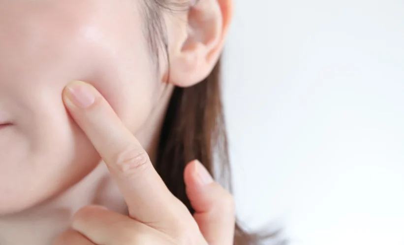Glass Skin dhe skincare viral në TikTok – EADV 2026 për barrierën e lëkurës
